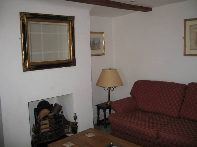 The Lounge in Ye Olde House